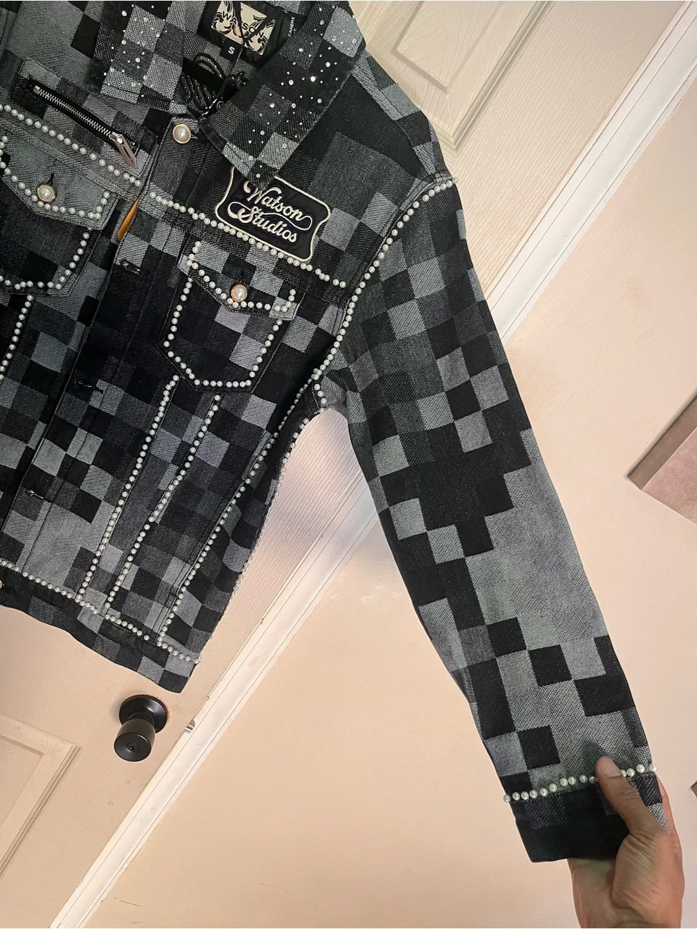 Men's Black & Gray Checkered Studded Jacket